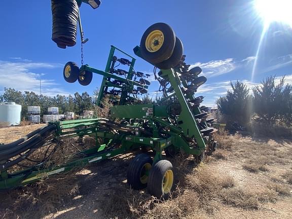 Image of John Deere 1890 equipment image 3