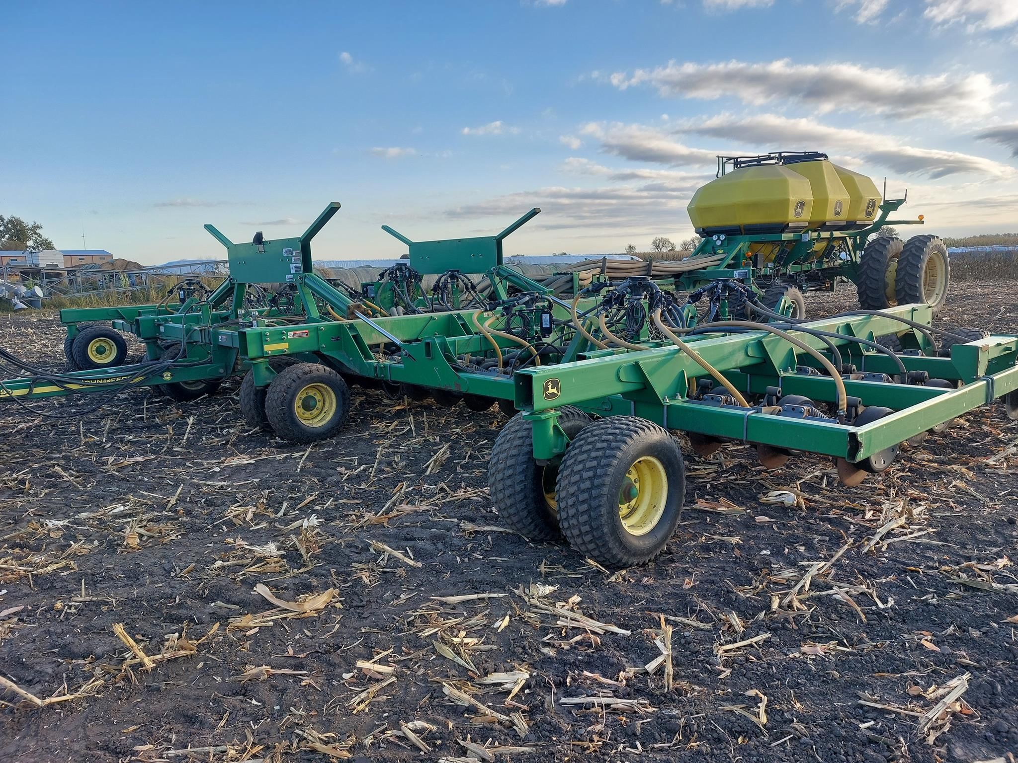 2009 John Deere 1895 Equipment Image0