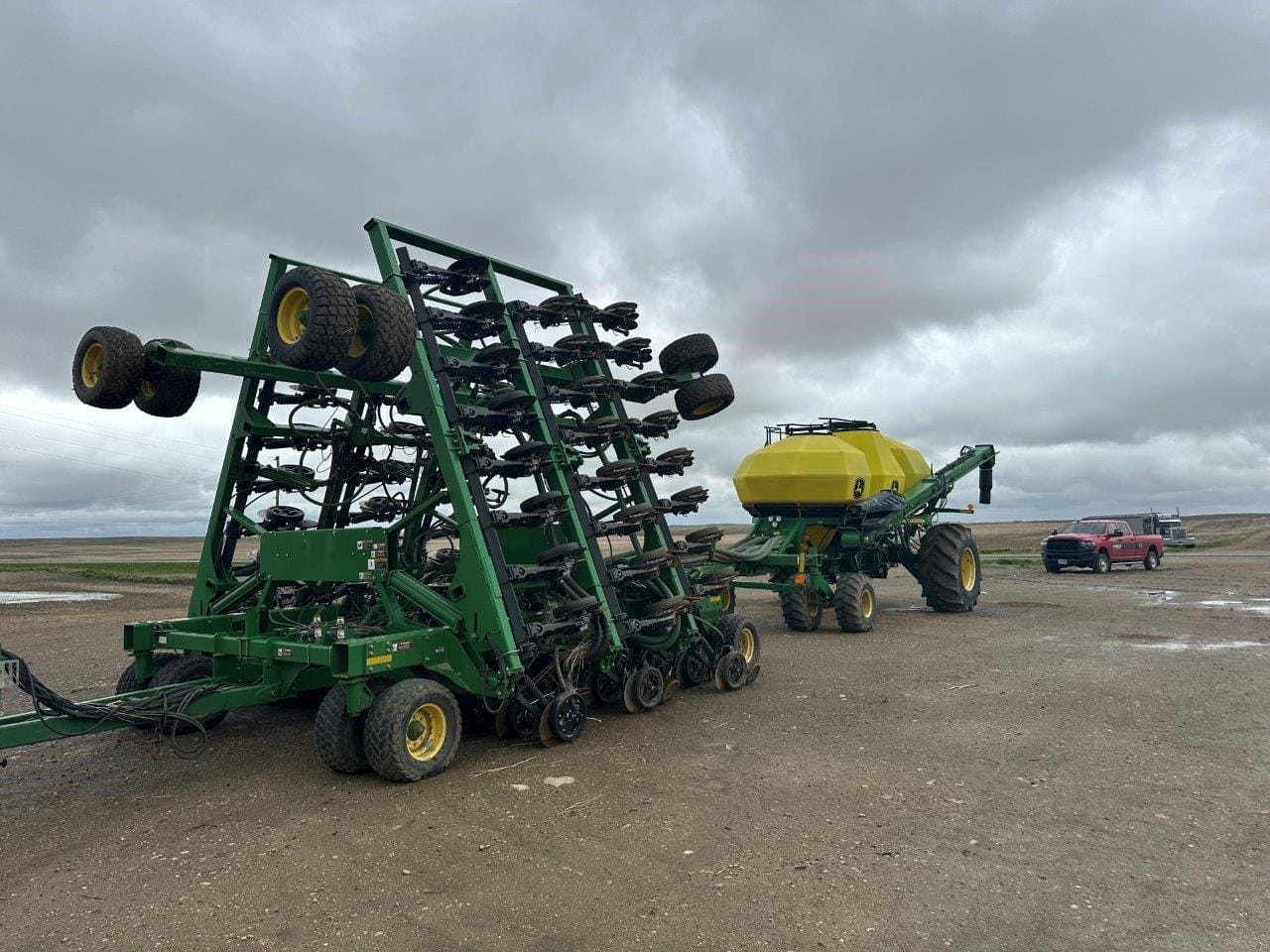 2009 John Deere 1895 Equipment Image0