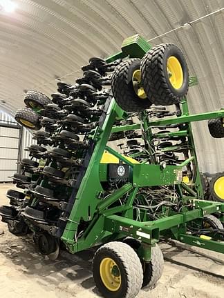 Image of John Deere 1990 equipment image 2