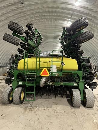 Image of John Deere 1990 equipment image 1