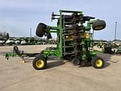 Thumbnail image John Deere 1990 6