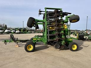 Main image John Deere 1990 6