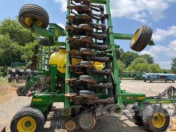 Image of John Deere 1990 equipment image 3