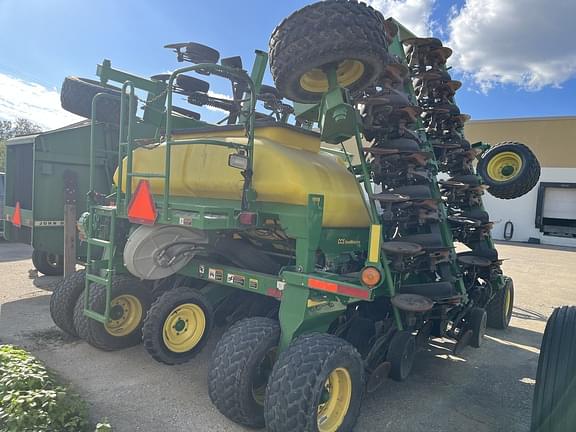 Image of John Deere 1990 equipment image 3