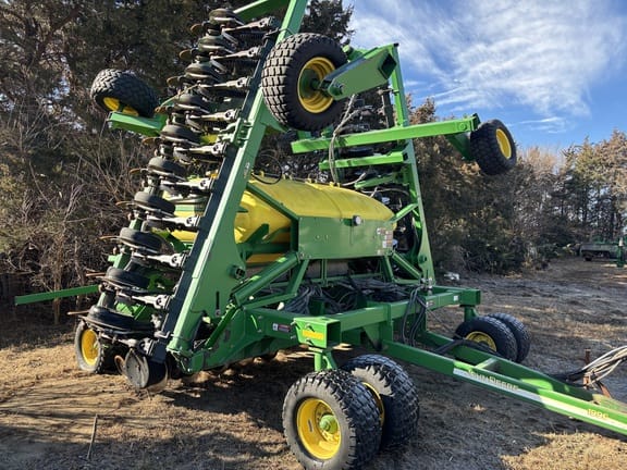 2009 John Deere 1990 Equipment Image0