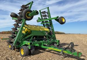 2009 John Deere 1990 Image