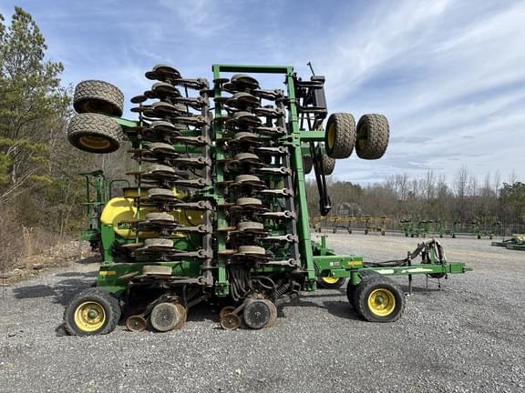 Image of John Deere 1990 equipment image 2