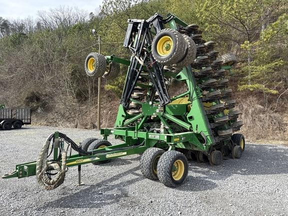 2009 John Deere 1990 Equipment Image0