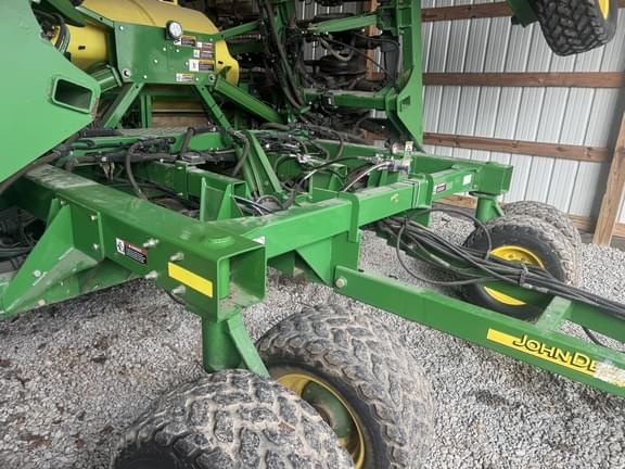 Image of John Deere 1990 equipment image 3