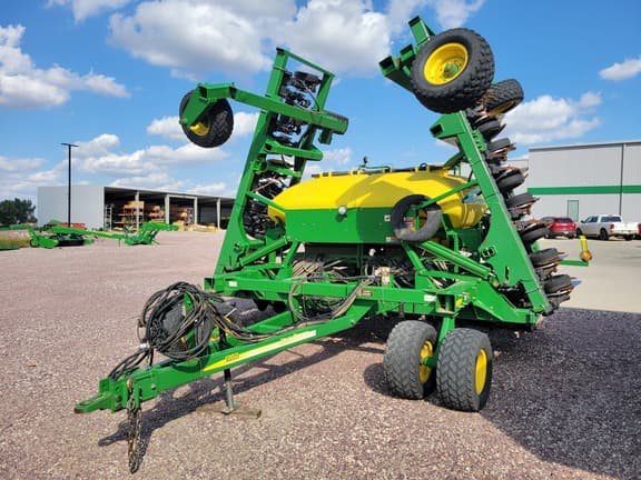 Image of John Deere 1990 equipment image 1