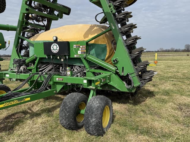 Image of John Deere 1990 equipment image 1