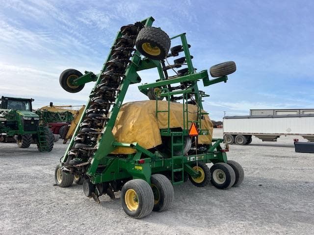 Image of John Deere 1990 equipment image 2