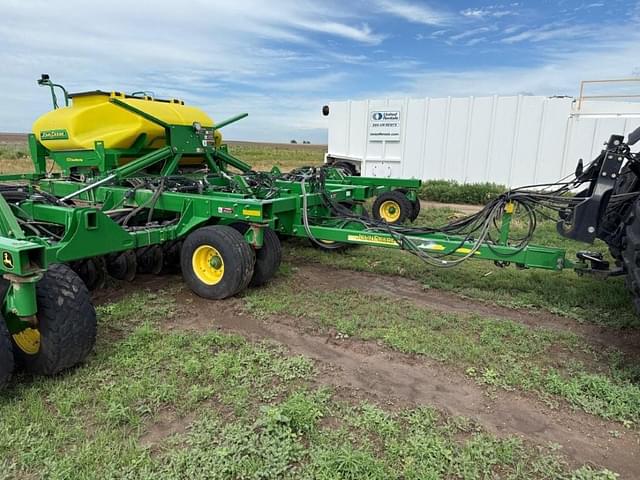 Image of John Deere 1990 equipment image 1