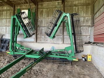 Main image John Deere 200