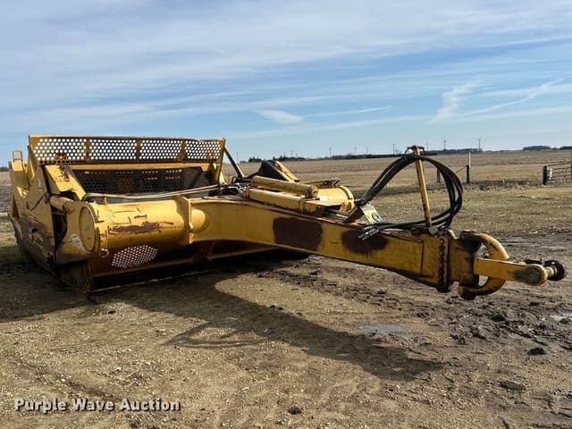Image of John Deere 2112E equipment image 2