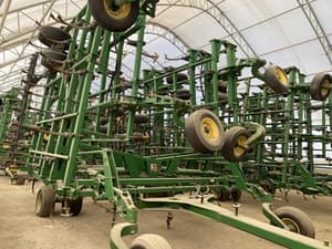 2009 John Deere 2210 Image