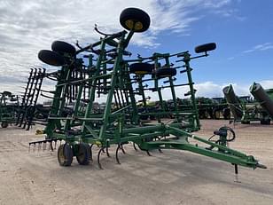 Main image John Deere 2210L 7