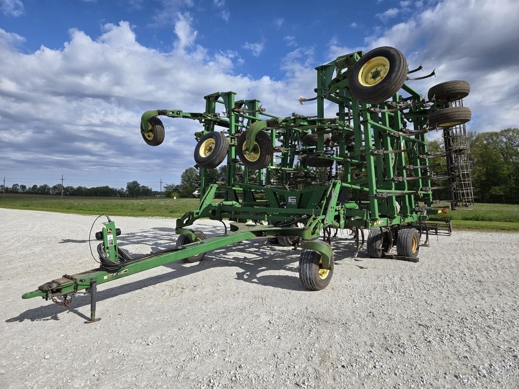 2009 John Deere 2210 Equipment Image0