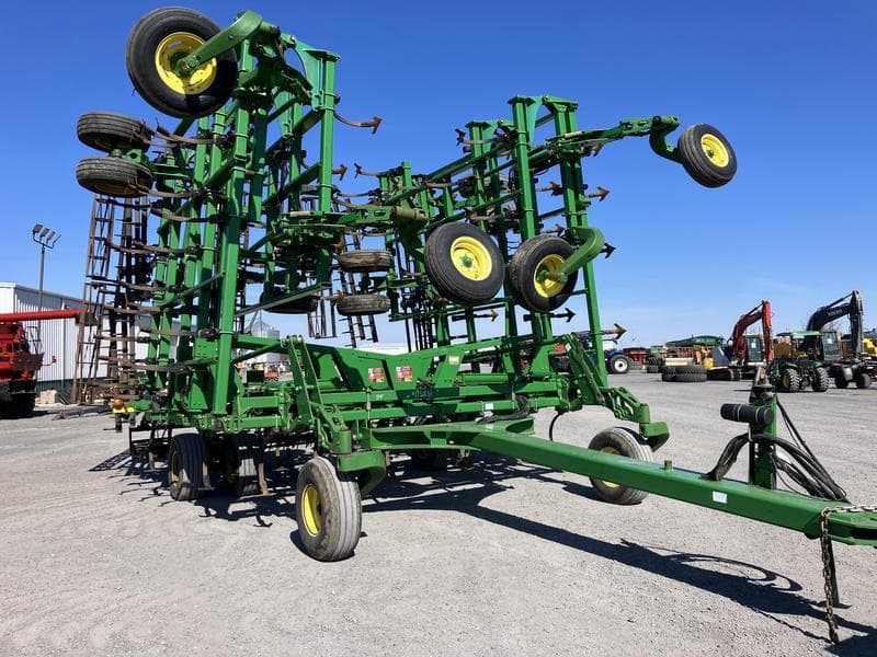 Image of John Deere 2210 Primary image