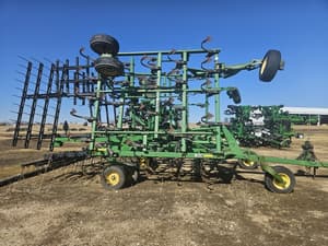 2009 John Deere 2210 Image