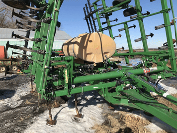 Main image John Deere 2210L