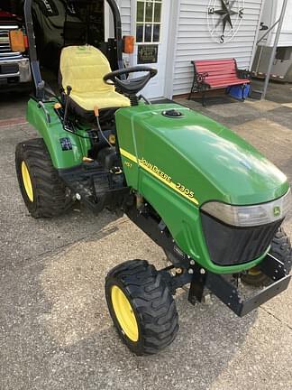 Image of John Deere 2305 equipment image 2