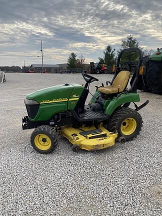 Image of John Deere 2305 equipment image 3