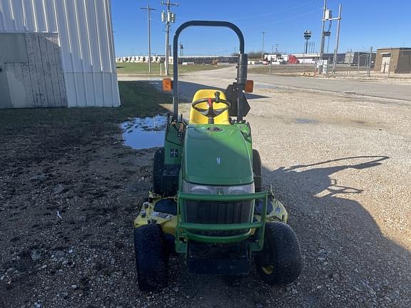 Image of John Deere 2305 equipment image 2