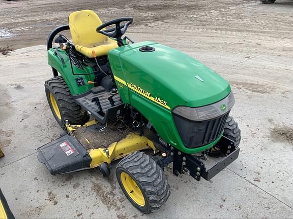 Image of John Deere 2305 equipment image 2