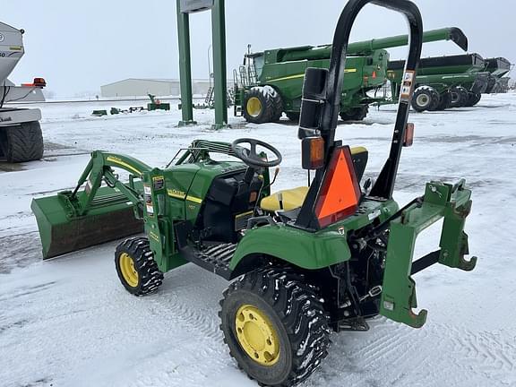 Image of John Deere 2305 equipment image 3