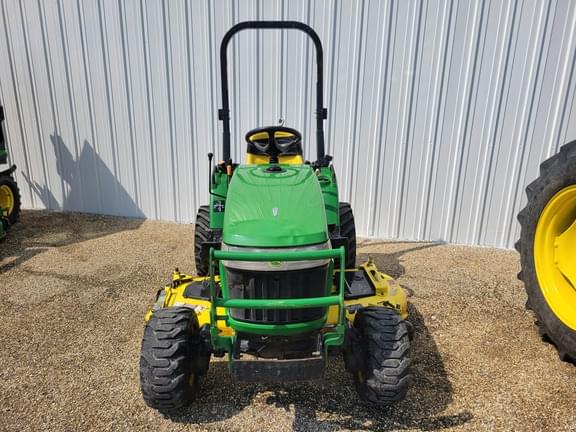Image of John Deere 2305 equipment image 1
