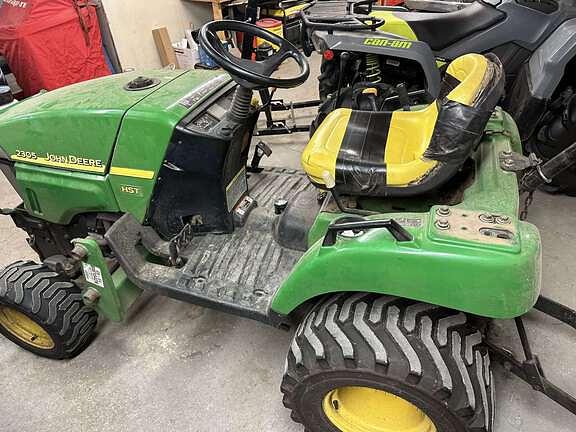 Image of John Deere 2305 equipment image 1