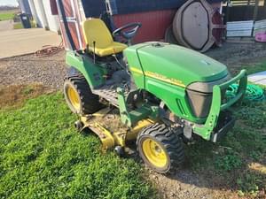 2009 John Deere 2305 Image