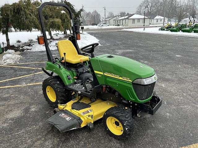 Image of John Deere 2305 equipment image 2