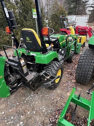 Image of John Deere 2305 equipment image 3