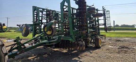 2009 John Deere 2310 Equipment Image0