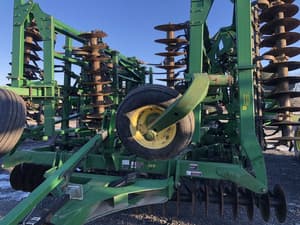 2009 John Deere 2310 Image