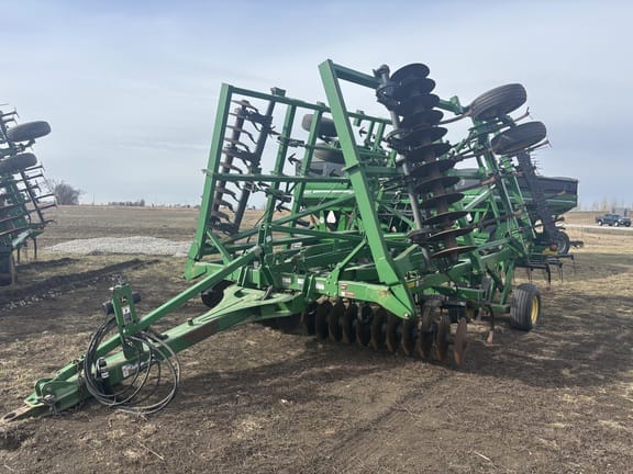 2009 John Deere 2310 Equipment Image0