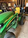 Image of John Deere 2320 equipment image 1