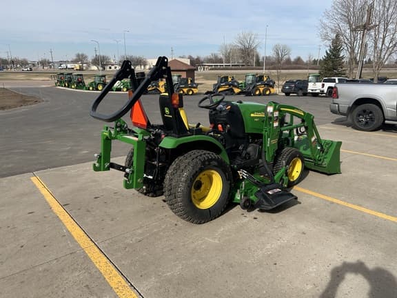 Image of John Deere 2320 equipment image 4