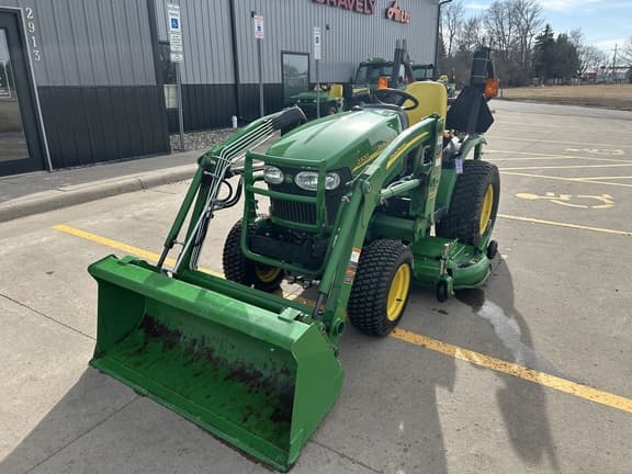 Image of John Deere 2320 equipment image 1