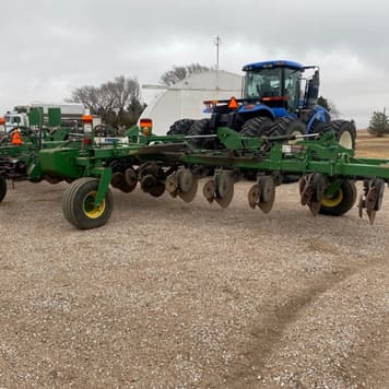 Main image John Deere 2510