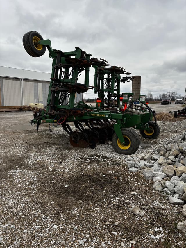 Image of John Deere 2510H equipment image 2