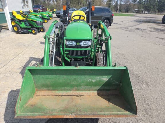 Image of John Deere 2520 equipment image 3