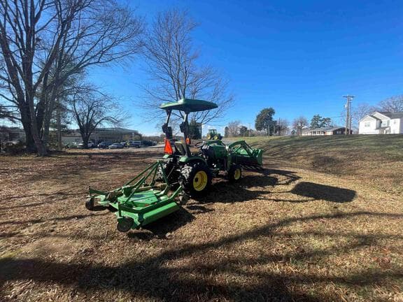 Image of John Deere 2520 equipment image 2