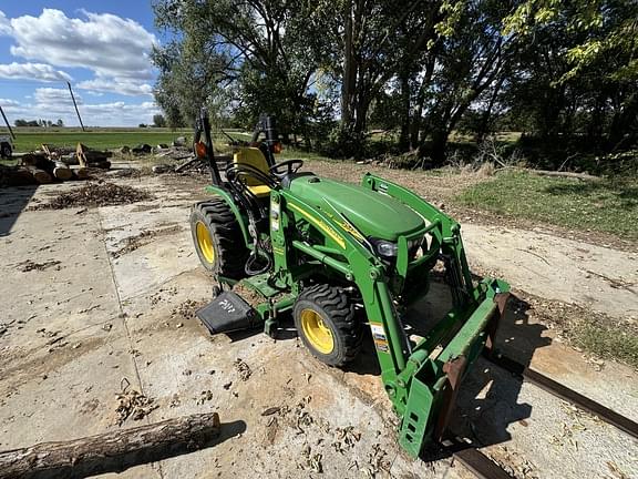 Image of John Deere 2520 equipment image 4