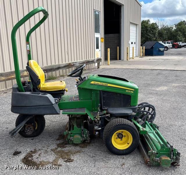 Image of John Deere 2653B equipment image 3