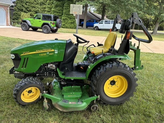 Image of John Deere 2720 equipment image 1