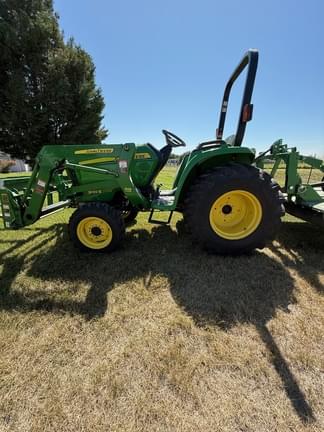 Image of John Deere 3032E equipment image 1